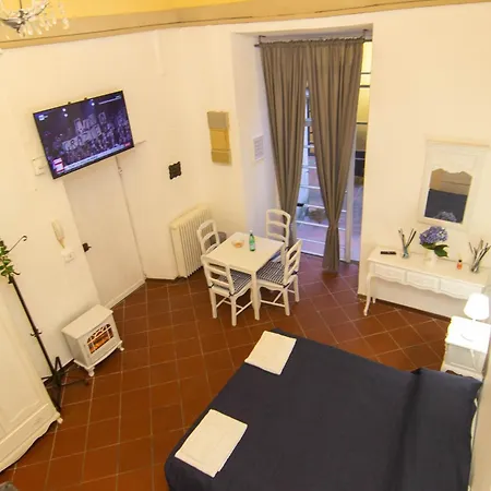 Apartment Nel Cuore Di Pisamonolocale In Palazzo Storico. Pisa