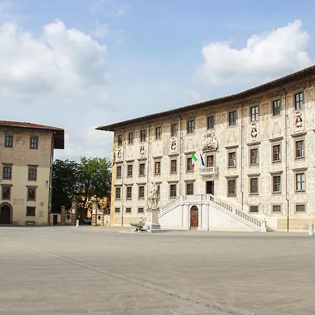Nel Cuore Di Pisamonolocale In Palazzo Storico. Apartment *